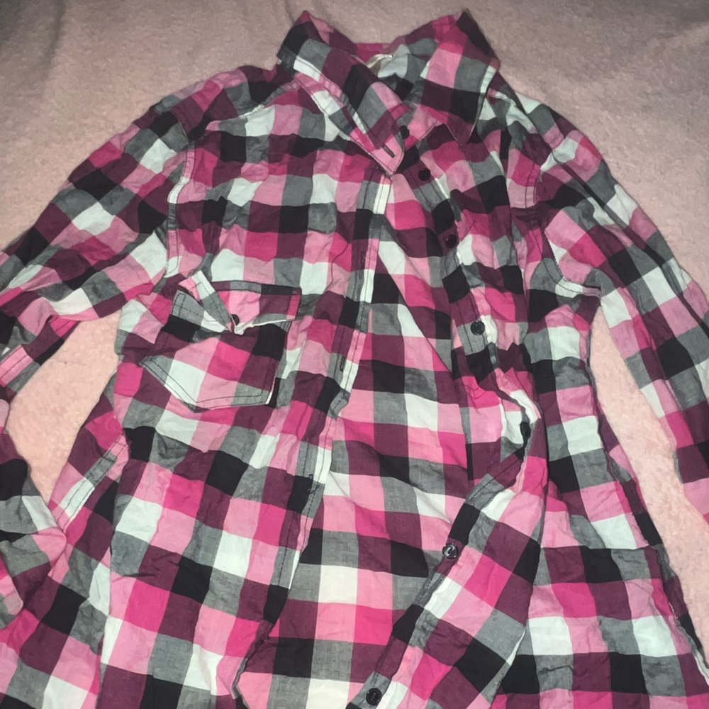 Women’s Pink Plaid Shirt
